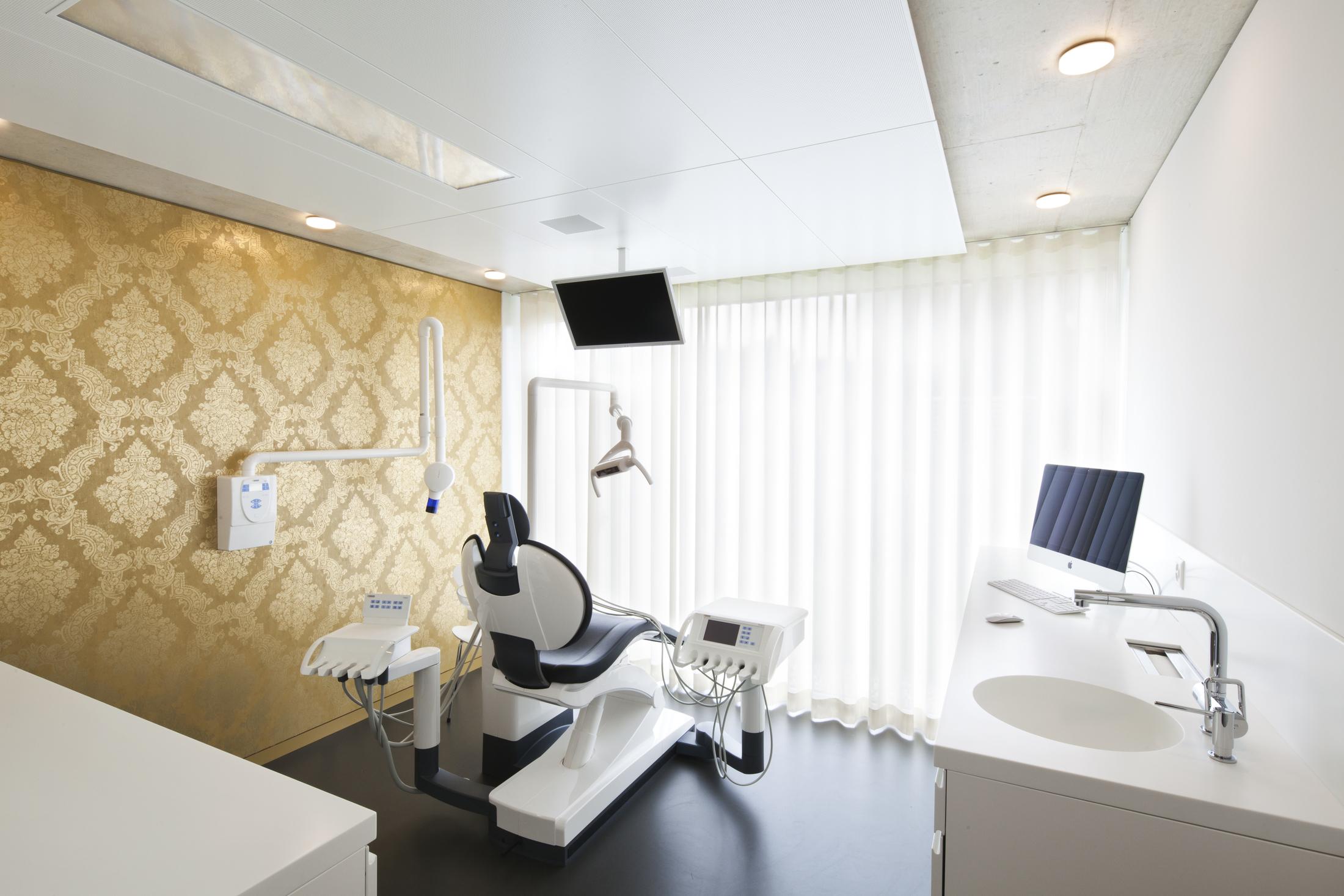 RIBAG PUNTO Mounted lamps in the corridor of the dental studio